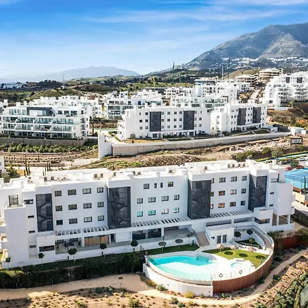 Vivi Homes - Carolina Daire